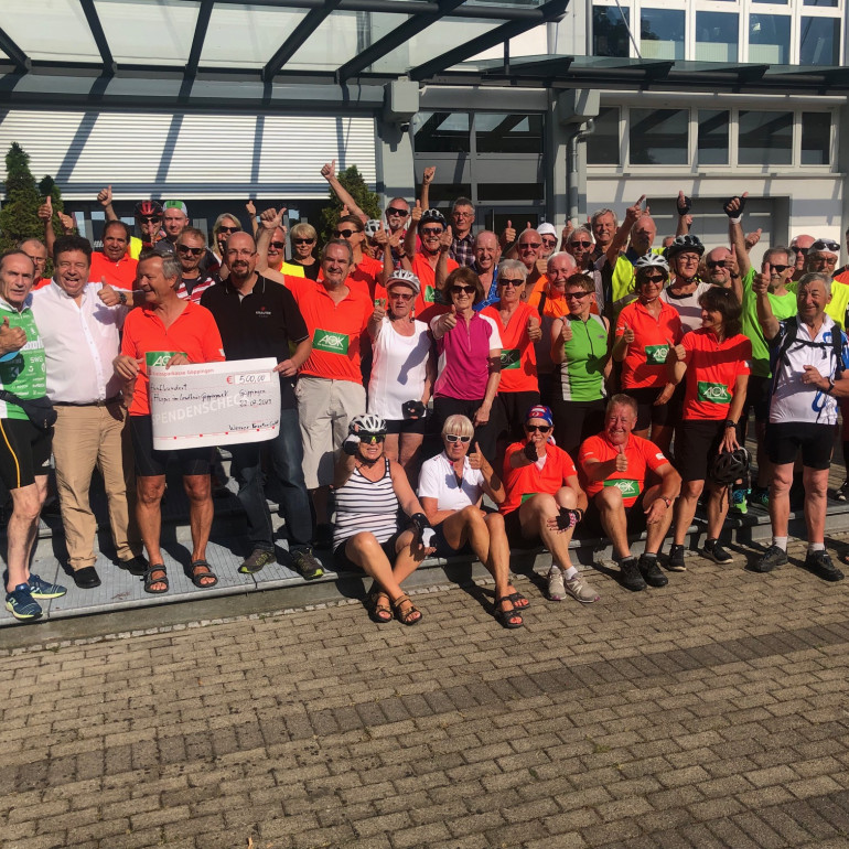 Tour de Kreisle 2019 Scheckuebergabe